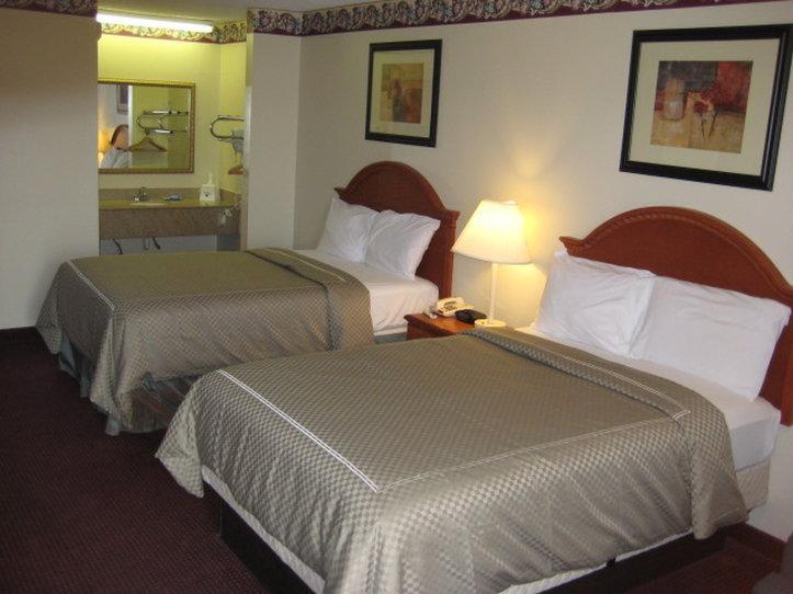 Walnut Inn - Checotah Экстерьер фото