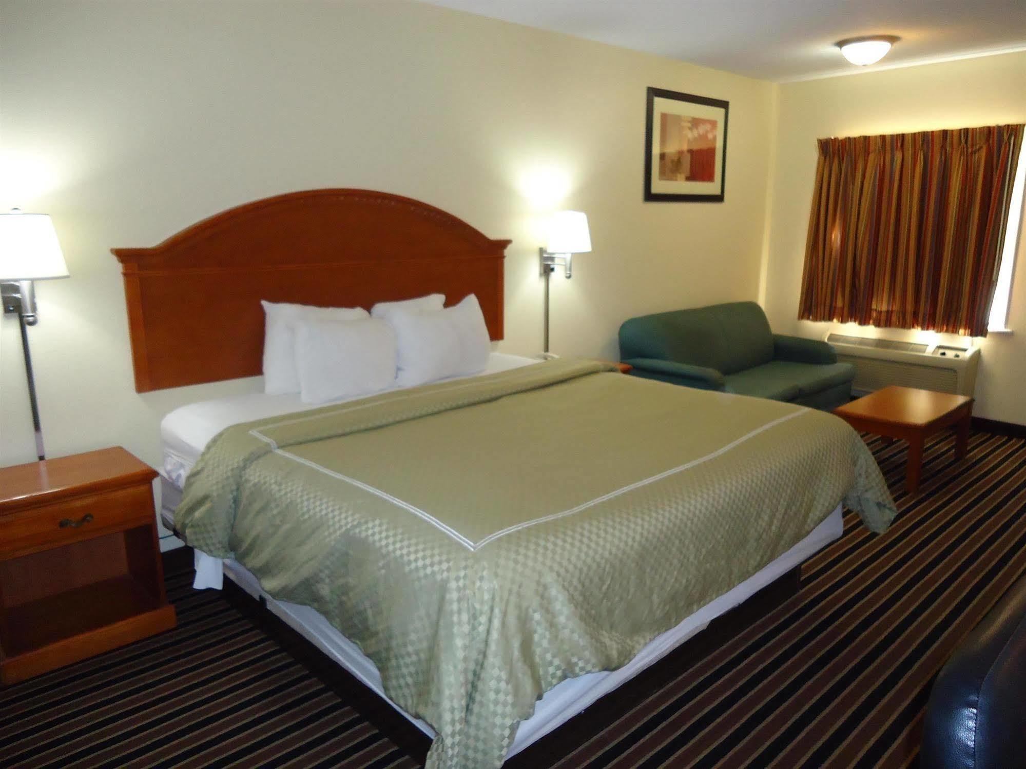 Walnut Inn - Checotah Экстерьер фото